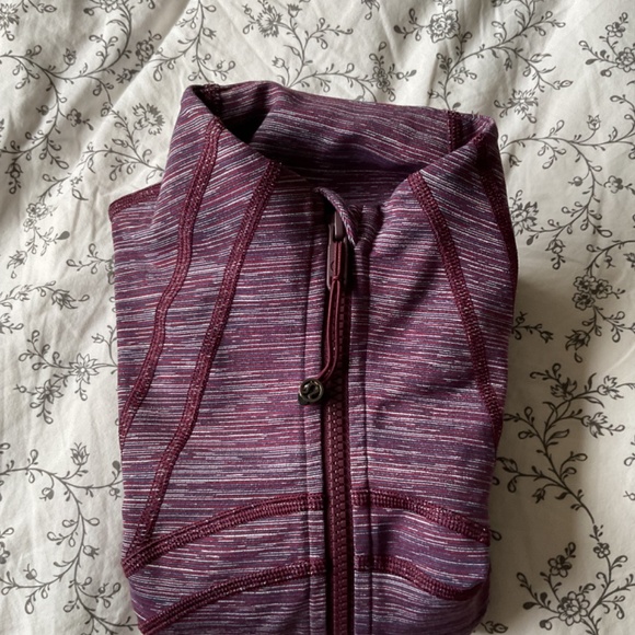 Lululemon Define Jacket - Picture 4 of 4